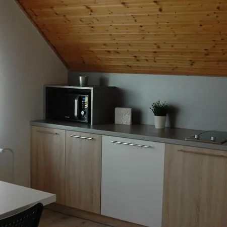 Apartman Timea 홈스테이 *